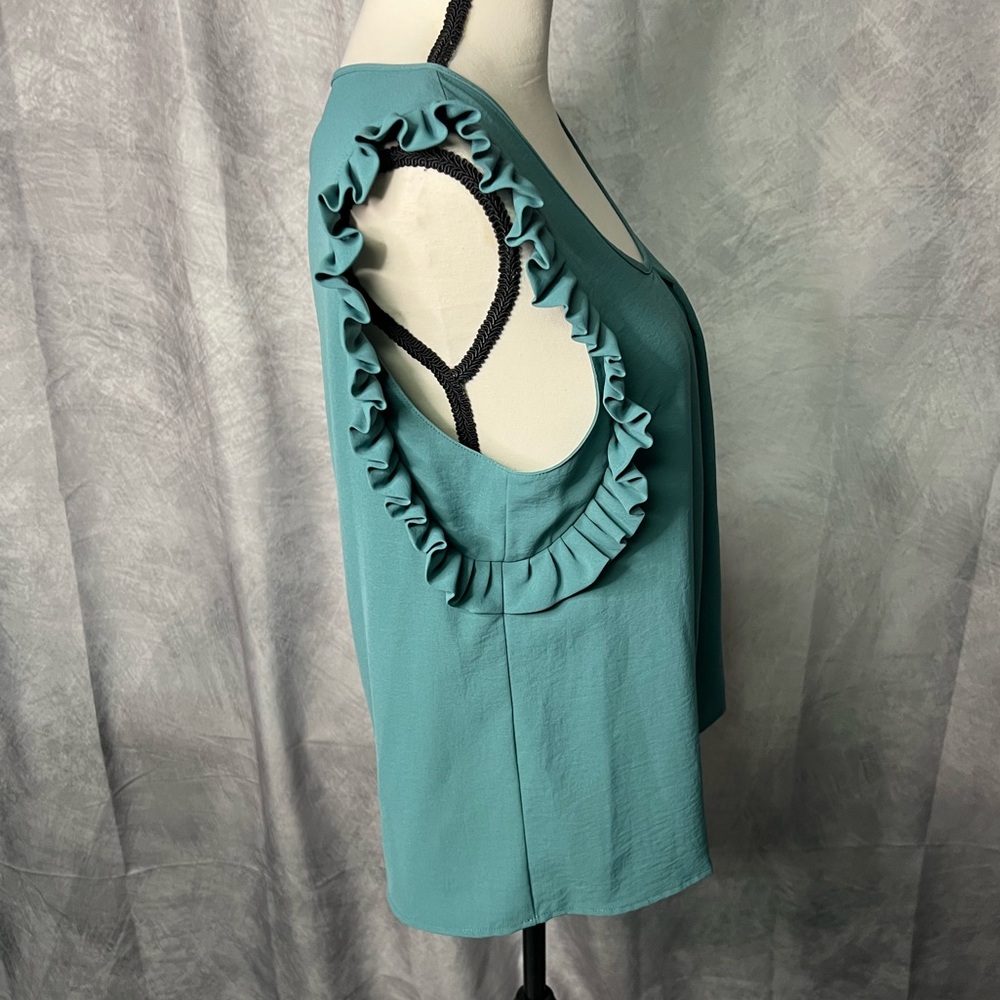 Molly Bracken Teal Ruffle Sleeve Keyhole Back Blouse - MED - Picture 4 of 14